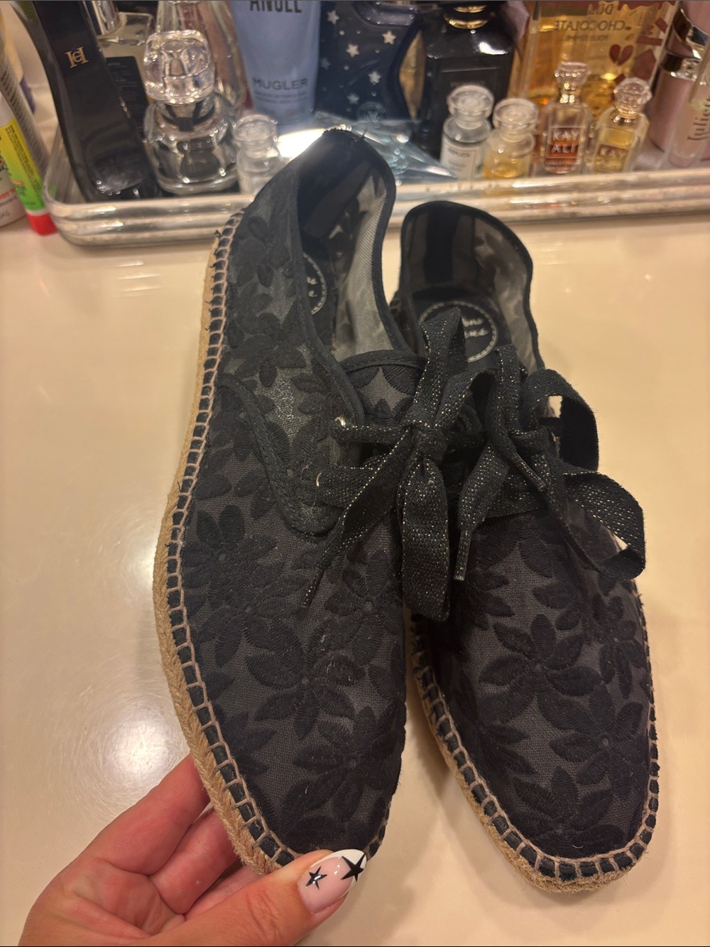 Toni Pons Origens Black Floral Lace Espadrilles